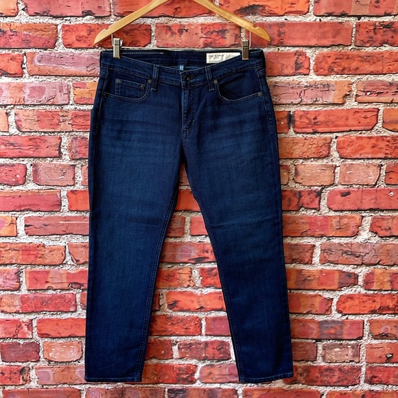 Dark Wash rag & bone Dre Low-Rise Slim Boyfriend Jeans in Bayview - Picture 4 of 17